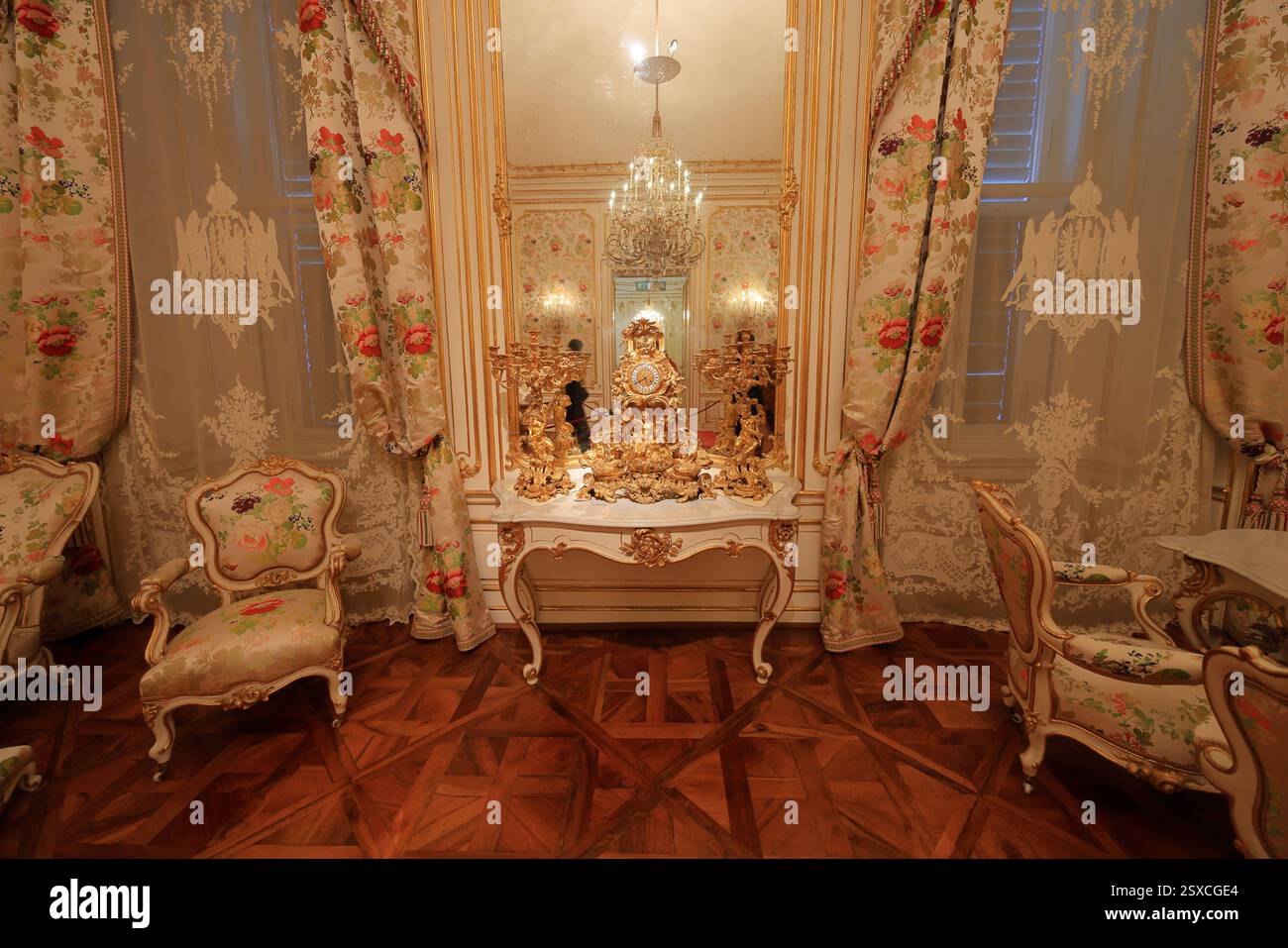 Austria Rococo Schonbrunn Palace (Schloss Schonbrunn), a summer palace with rococo ...