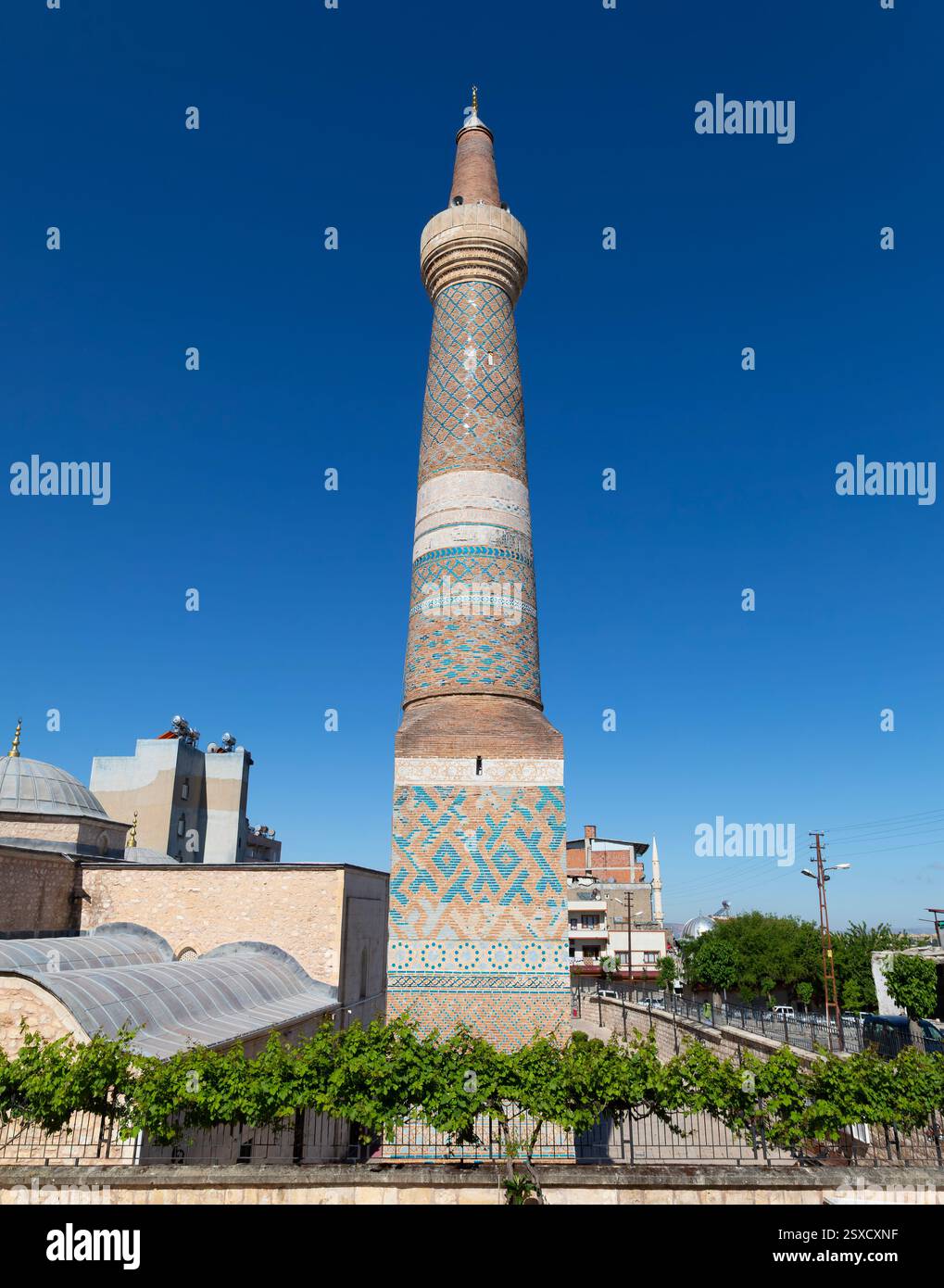 The construction year of the Ulu Mosque, located in Siirt Province ...
