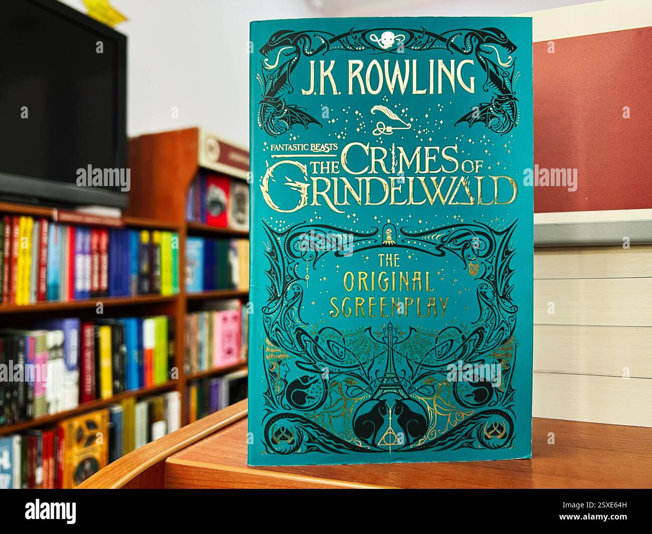 The crimes of grindelwald hi-res stock photography and images - Alamy