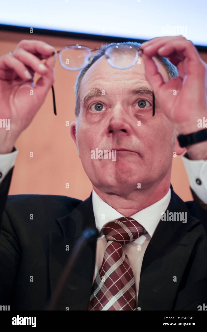 Hamburg, Germany. 24th Feb, 2025. Oliver Rudolf, Head of the Hamburg ...