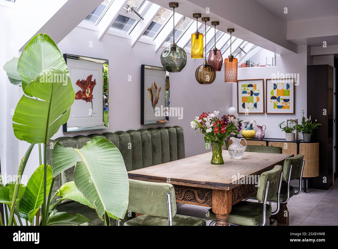 Beautiful view of Integrating Striking Prints In Penthouse Dining Rooms