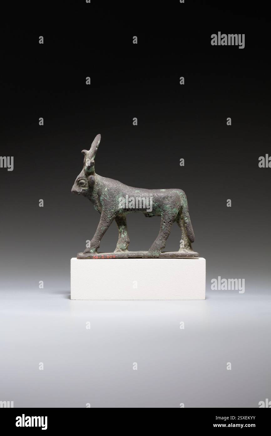 Bull figurine Late Period 664 332 B C Egypt Bronze or copper alloy Bull figurine Late Period 664 332 B C Egypt Bronze or copper alloy