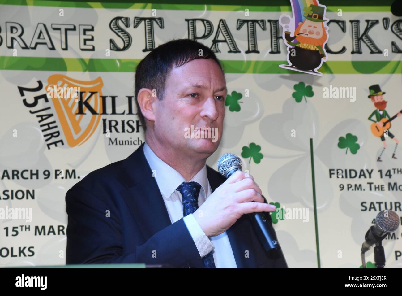 mos irish pub st patricks day 2025