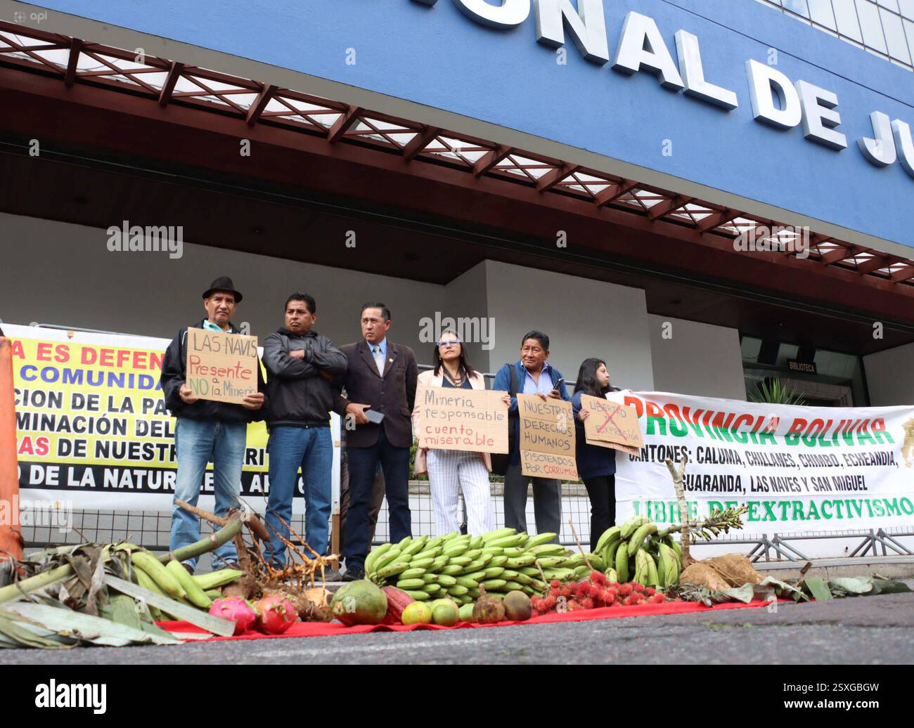 PLANTON 6 SENTENCED MINERS Quito, Monday, February 24, 2025 Sit-in at ...