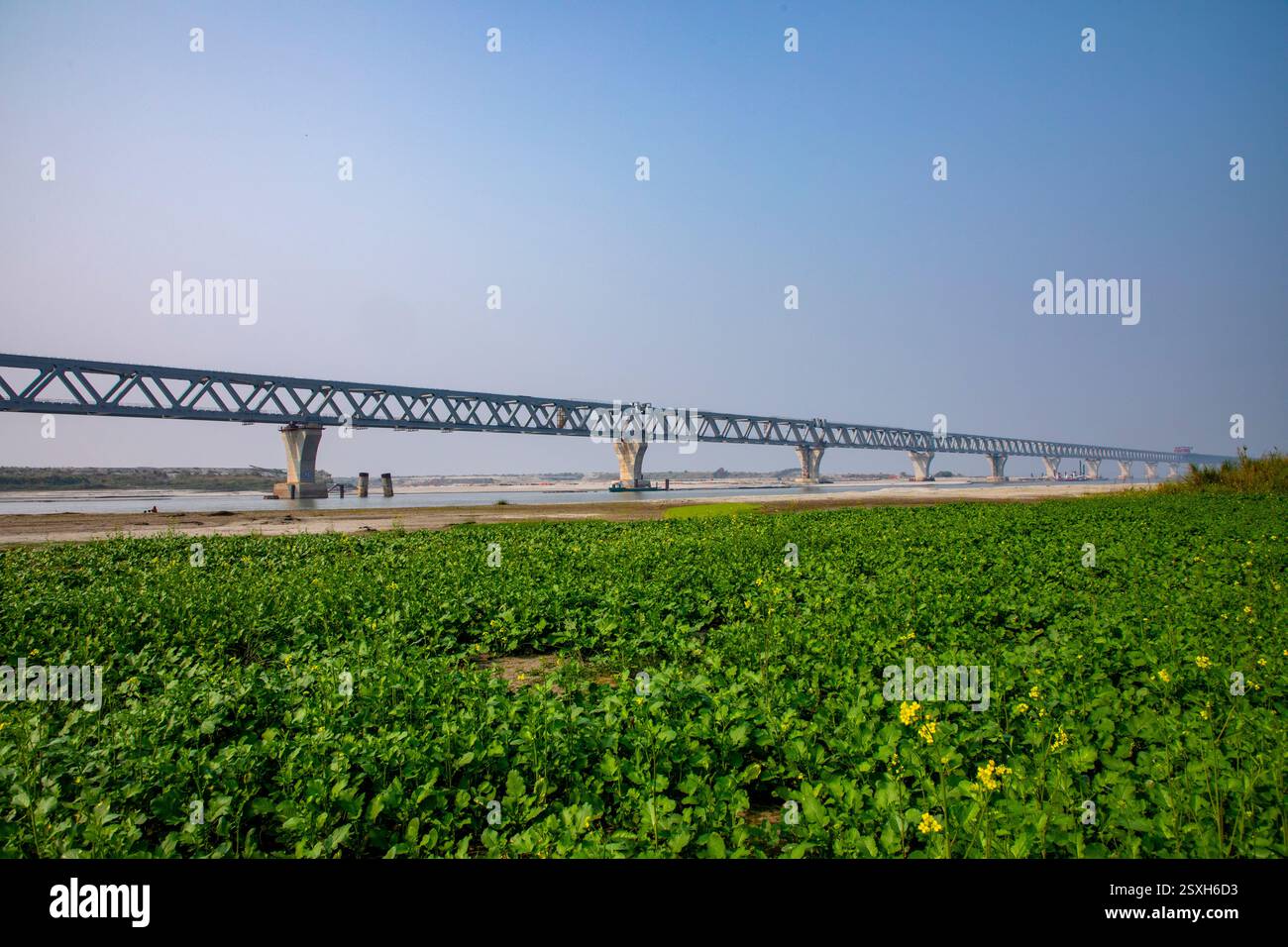 the-under-construction-padma-multipurpose-bridge-spanning-the-padma