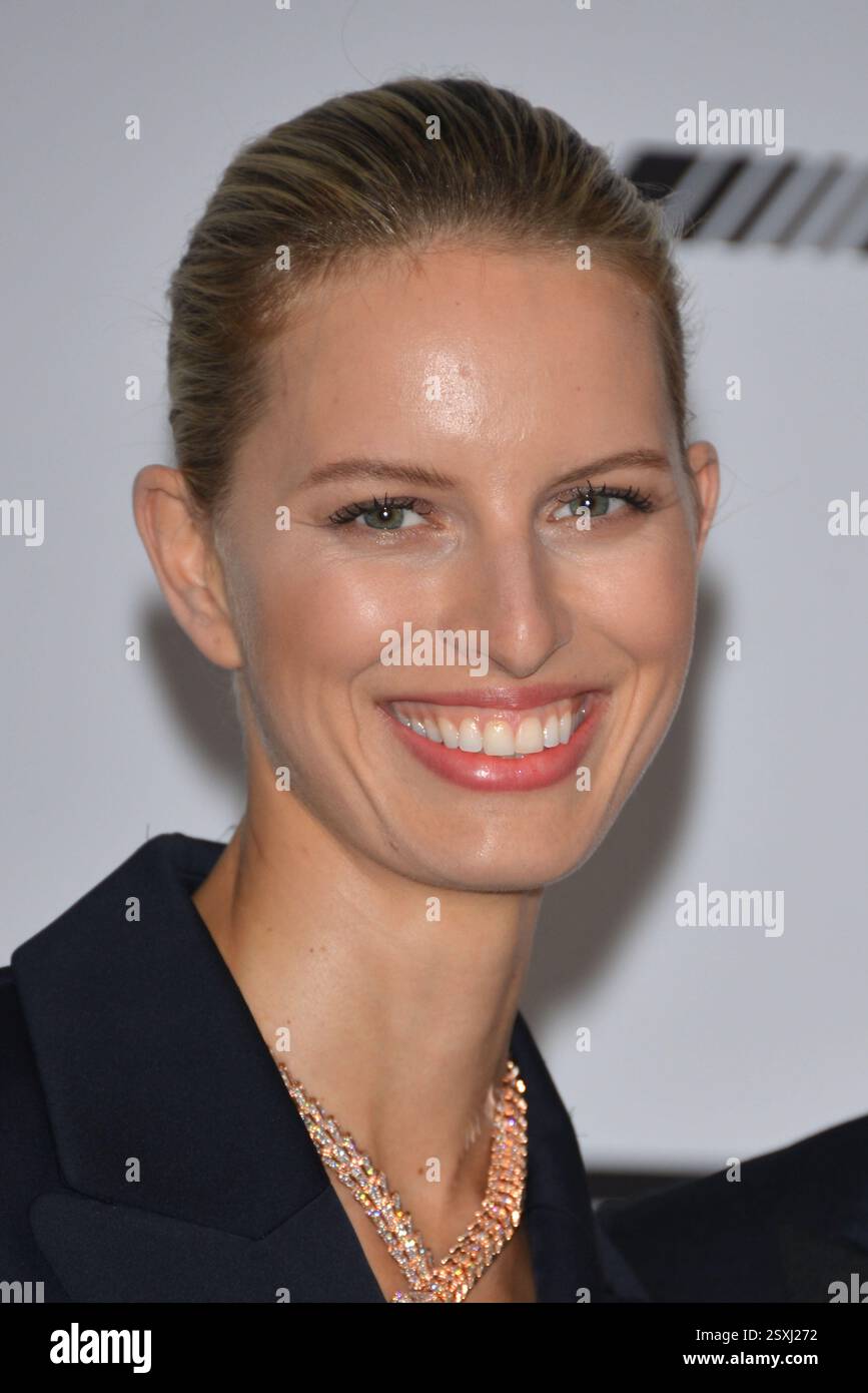 cap-d-antibes-france-may-22-carolina-kourkova-attends-amfar-s-21st