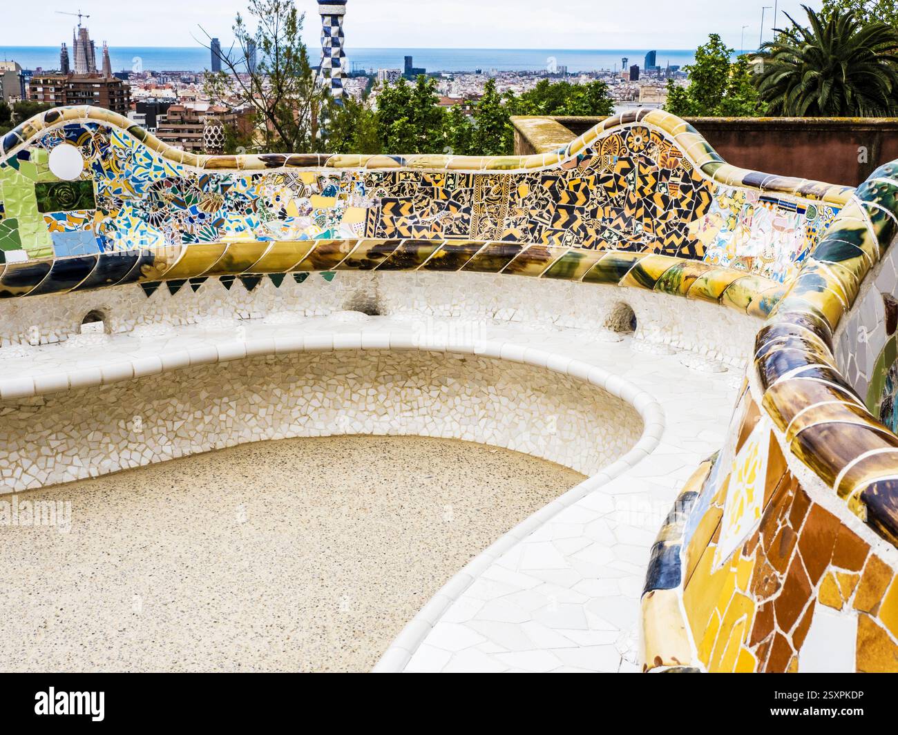 The iconic bench in Nature Square in Parc Güell, Barcelona Stock Photo ...