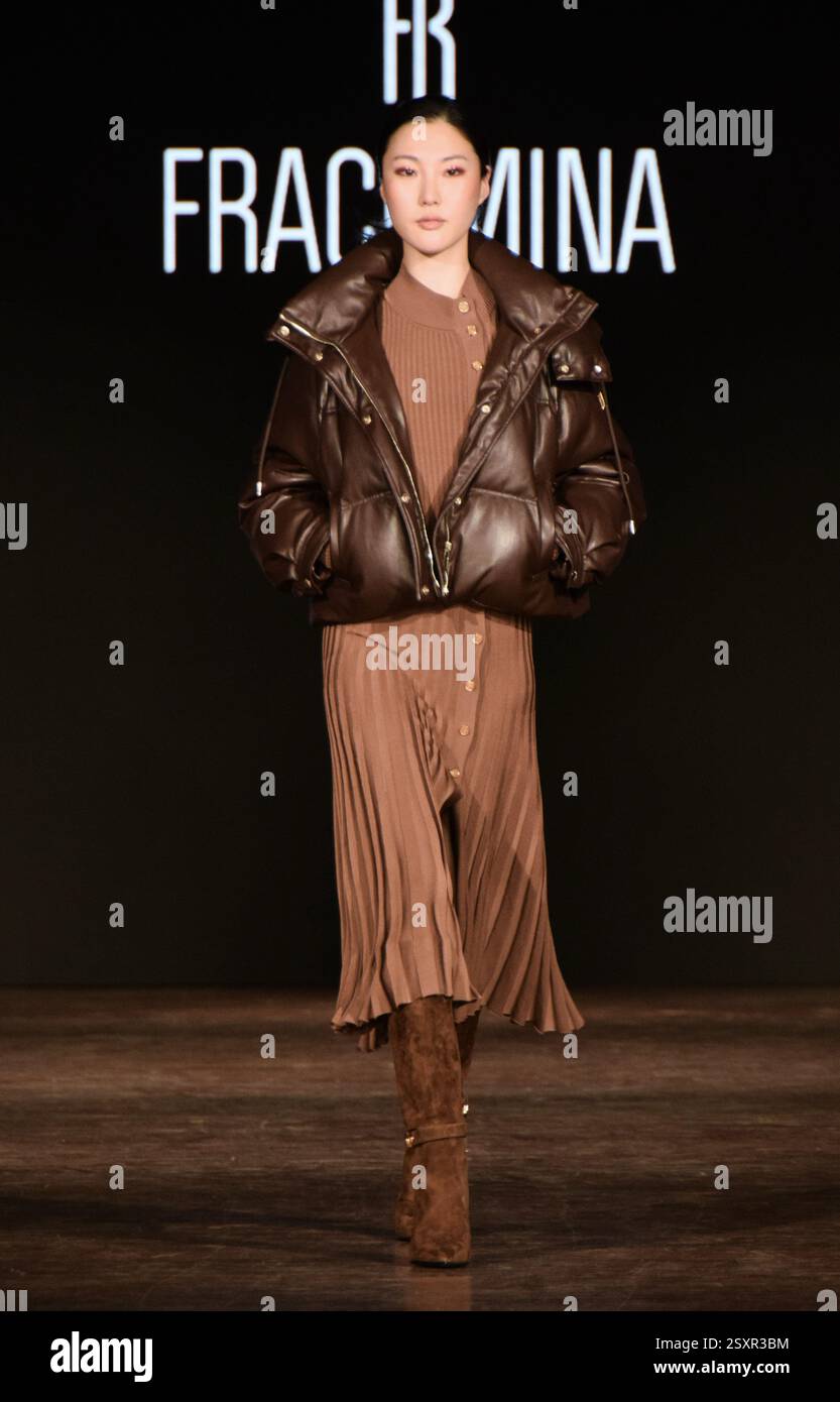 Mfw fw 2025 2026 hires stock photography and images Alamy