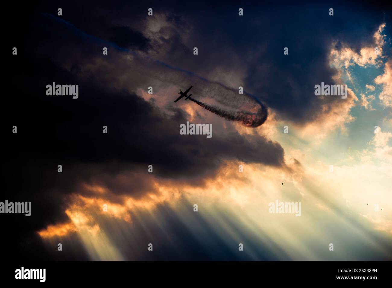 Aerial meeting hi-res stock photography and images - Alamy