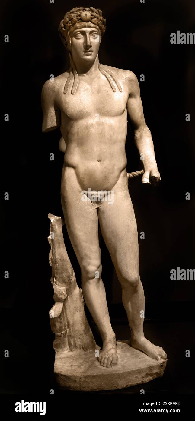 Sun god statue hi-res stock photography and images - Alamy Sun god statue hi-res stock photography and images - Alamy