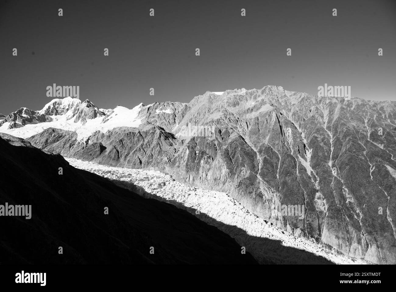 An adventure of a lifetime staying in Almer  alpine hut up in the peaks of the Southern Alps Stock Photo