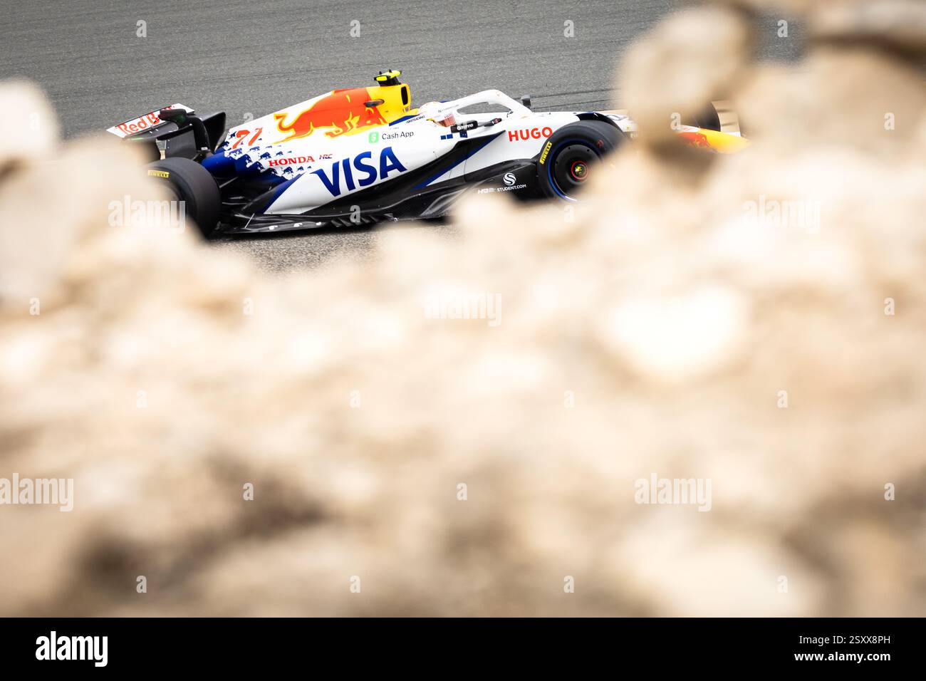 Vcarb Bahrain Testing Sakhir, Bahrain. 26th Feb, 2025. Yuki Tsunoda (JPN) Racing Bulls VCARB ...