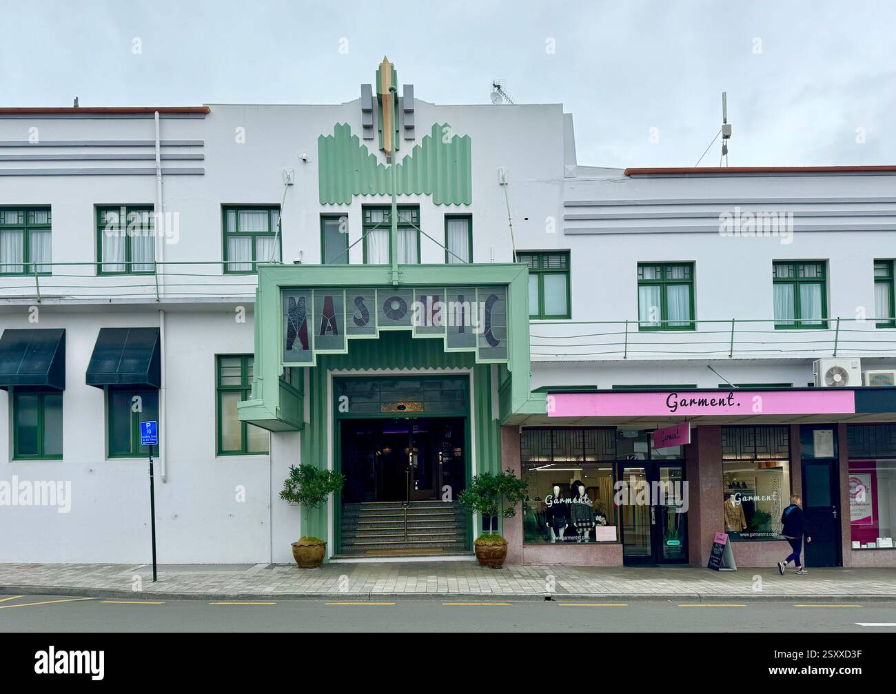 The art deco masonic hotel hi-res stock photography and images - Alamy