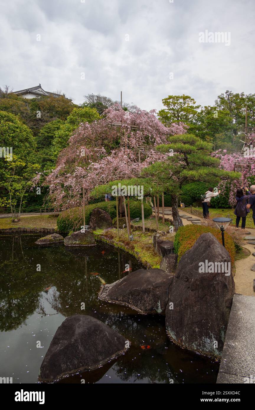 View of a beautiful pond inside Kōko-en , a Japanese garden located ...