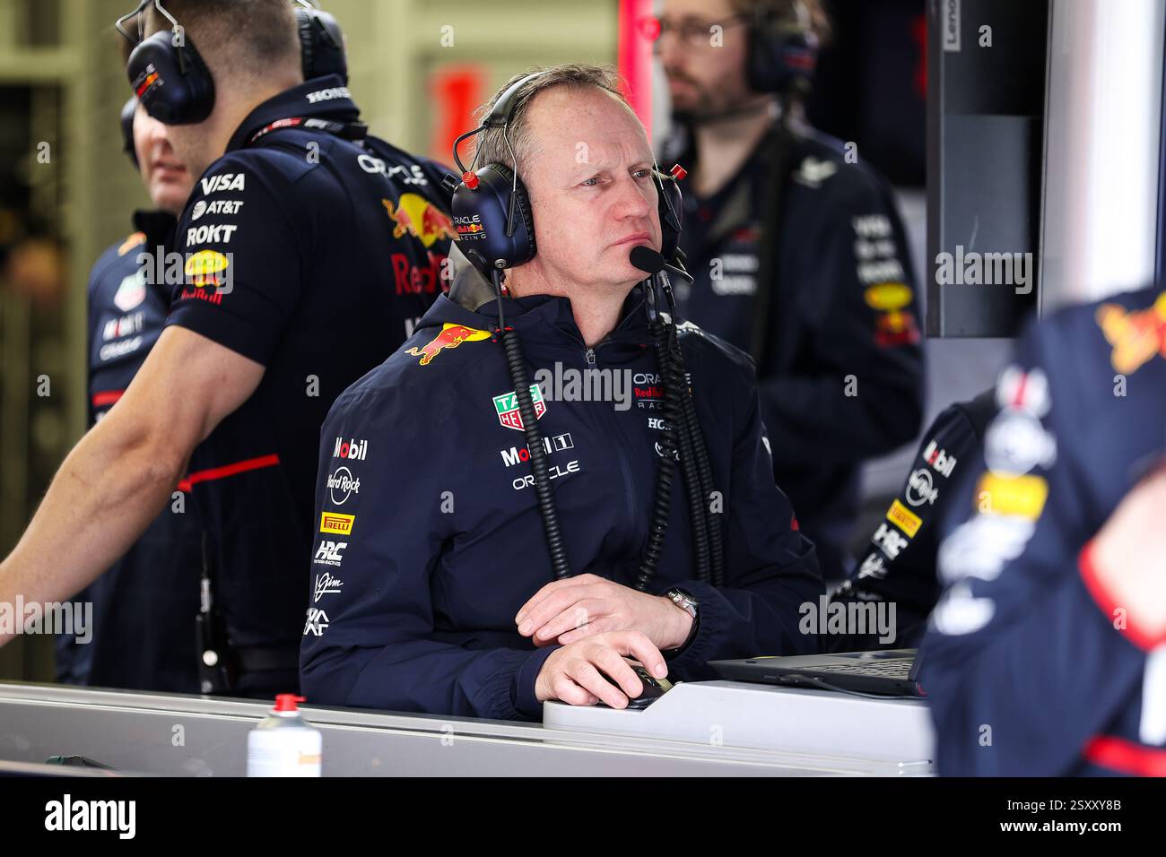 Engineering Bullpen MONAGHAN Paul, Chief Engineer & Car Engineering of Red Bull Racing ...