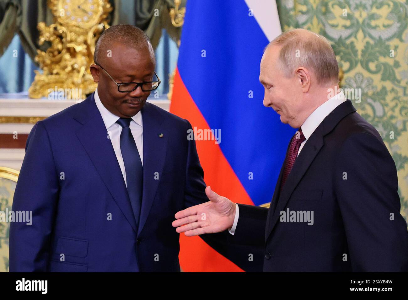 Guinea-Bissau's President Umaro Sissoco Embalo, left, and Russian