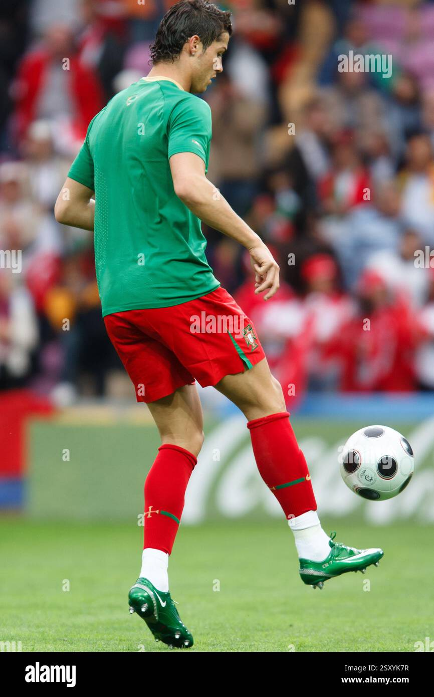 選手支給品Ronaldo CR7 Portugal ロナウド 2008 2008 Panini UEFA Euro 2008 Cristiano Ronaldo #154 Portugal | eBay
