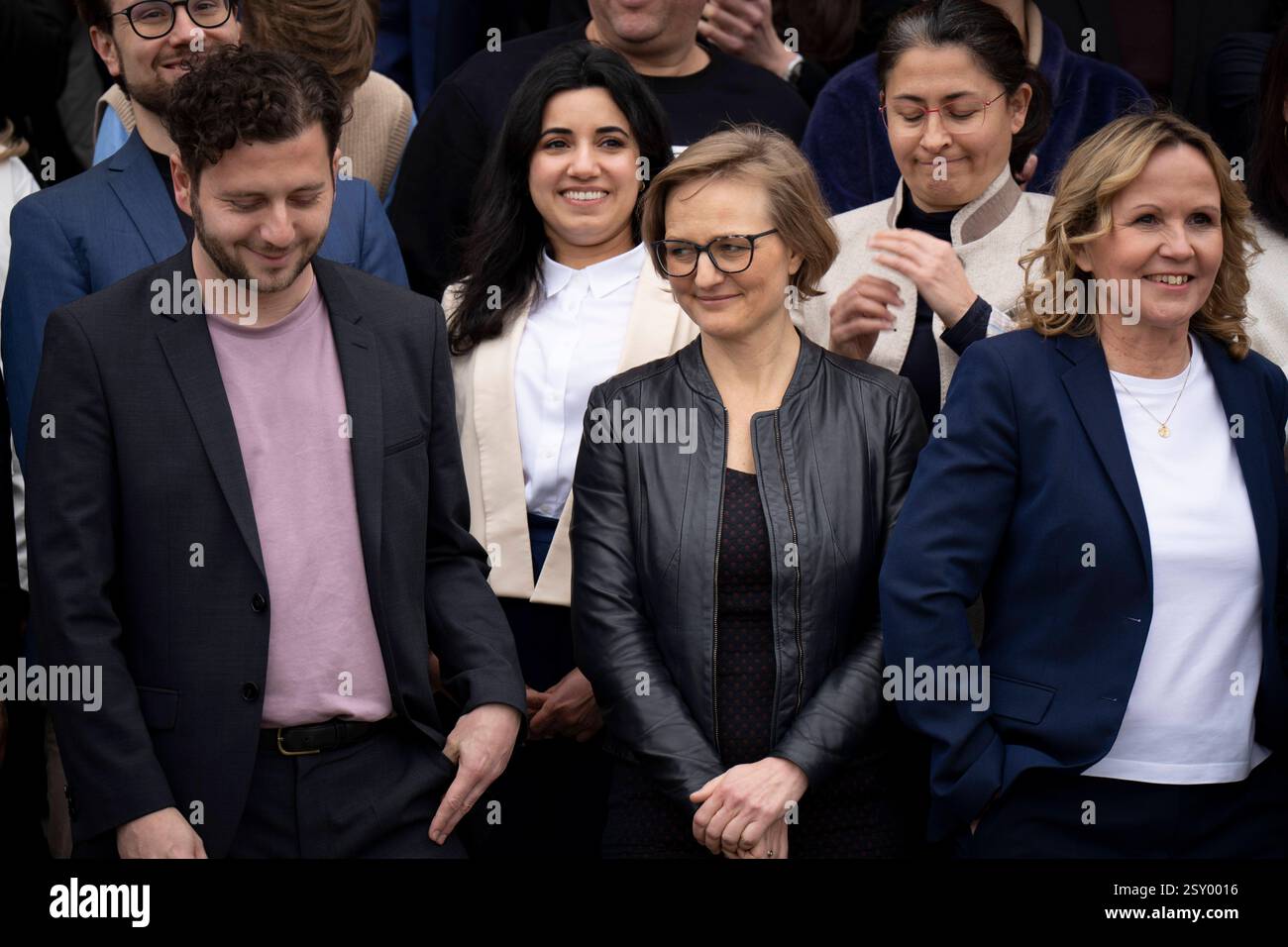 Bundestagsfraktion B ndnis 90 Die Gr nen Gruppenbild Bundestag bundestagsfraktion-b-ndnis-90-die-gr-nen-gruppenbild-bundestag