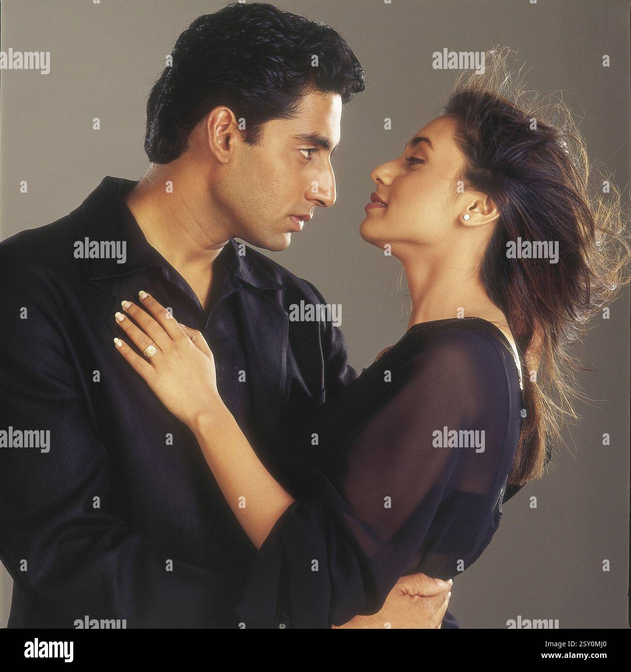 Indian bollywood actor and actress abhishek bachchan and aishwarya rai ...