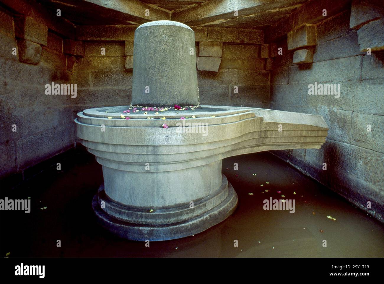 Badavilinga temple, hampi, karnataka, India, Asia Stock Photo - Alamy