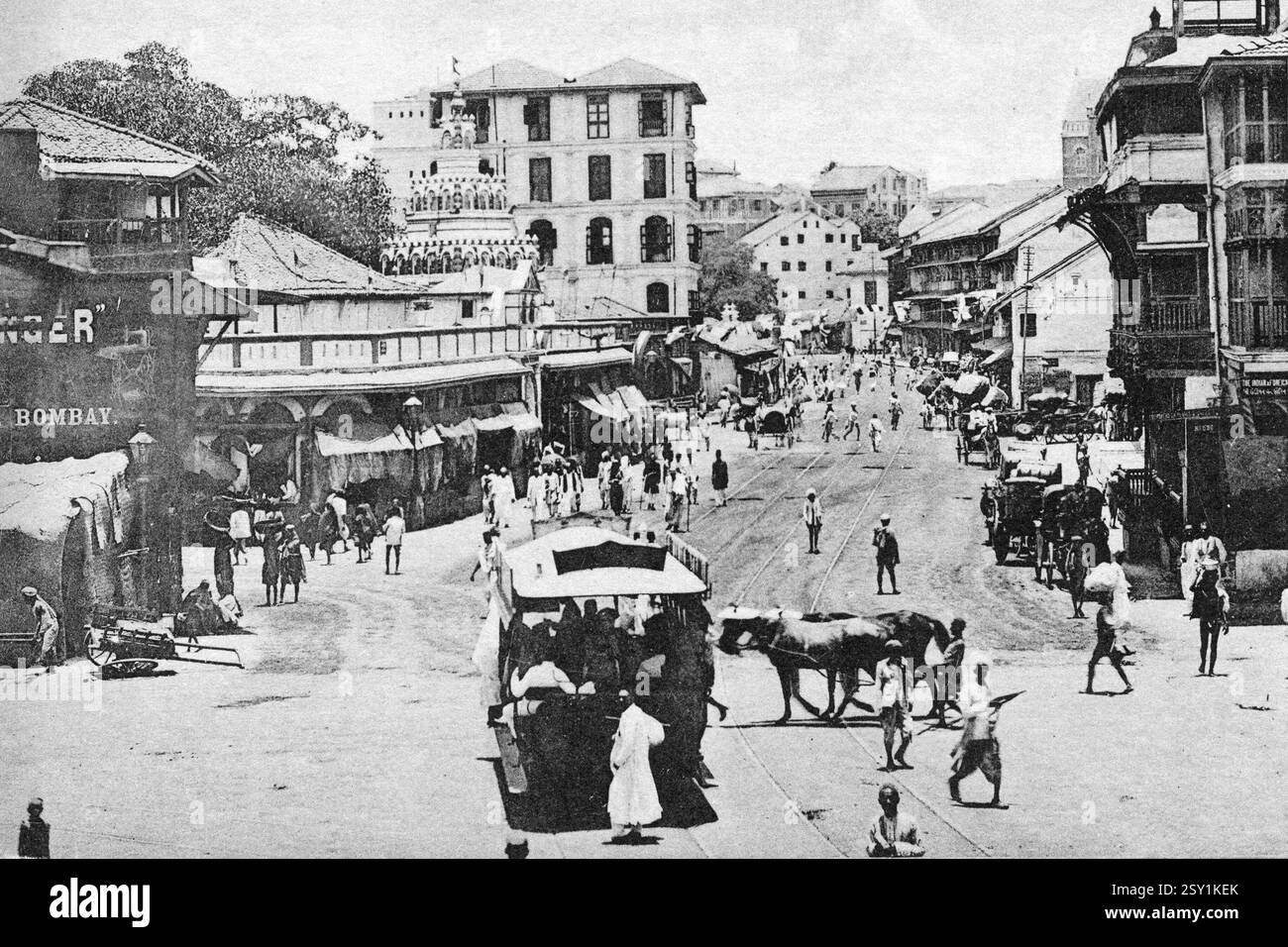 Old people in mumbai Black and White Stock Photos & Images - Alamy