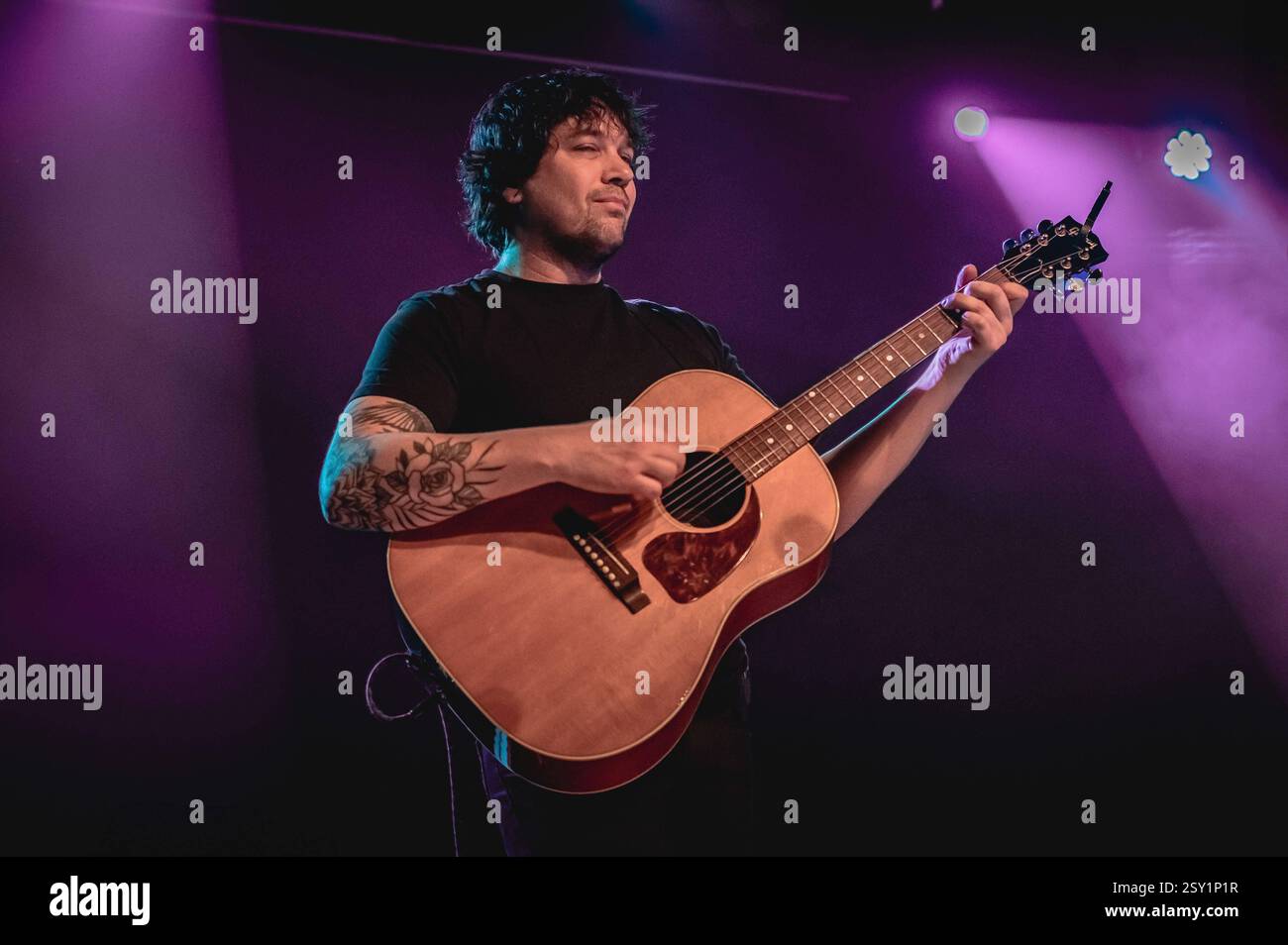 Music Concert - Tom Meighan - Raw 2025 Tour Chris Haddon play the