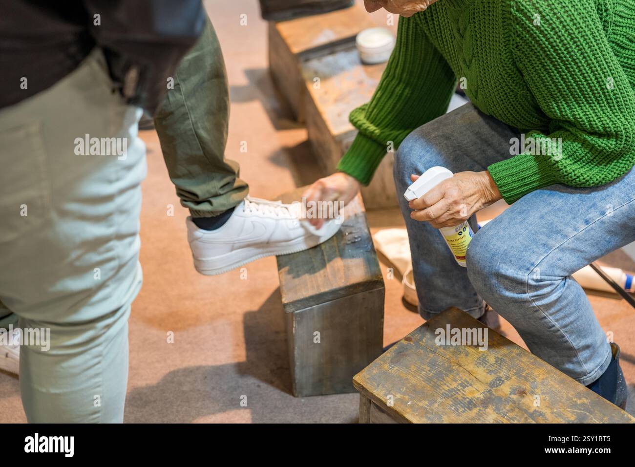 Shoe shining near me