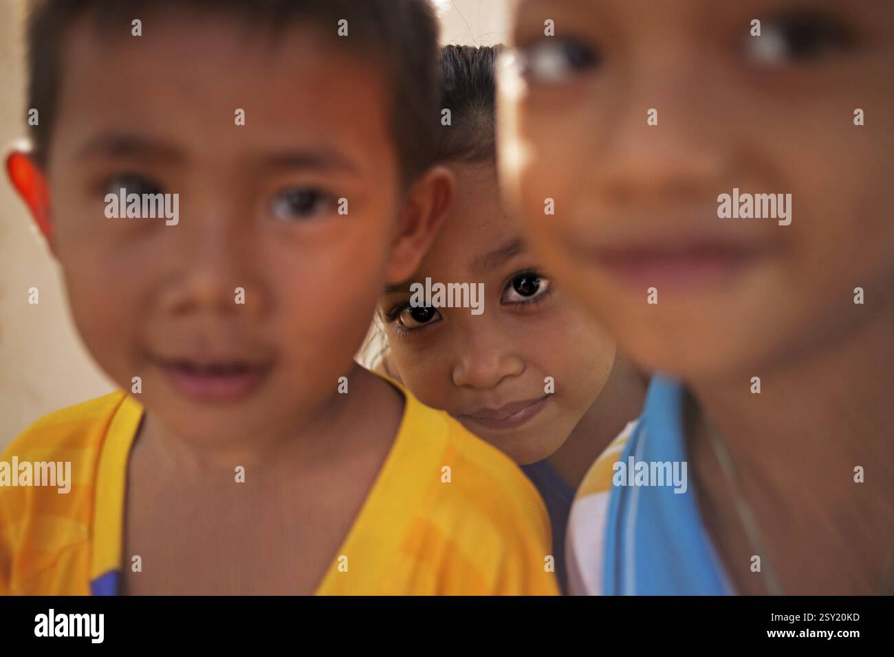Children portrait, phnom penh, cambodia Stock Photo - Alamy