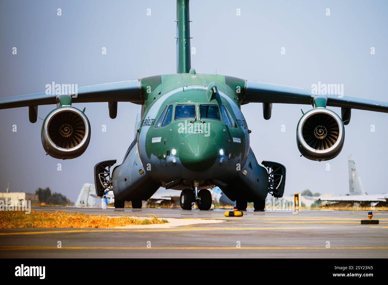 C 390 大玉 Uzbekistan would be close to purchasing two Embraer C-390