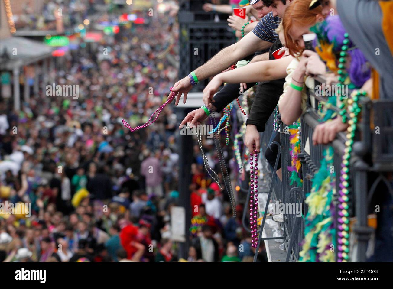 what street is mardi gras on in new orleans