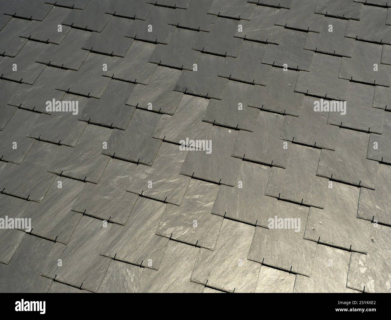 Shingled Slate Cladding Wall cladding of slate panels hi-res stock photography and images - Alamy