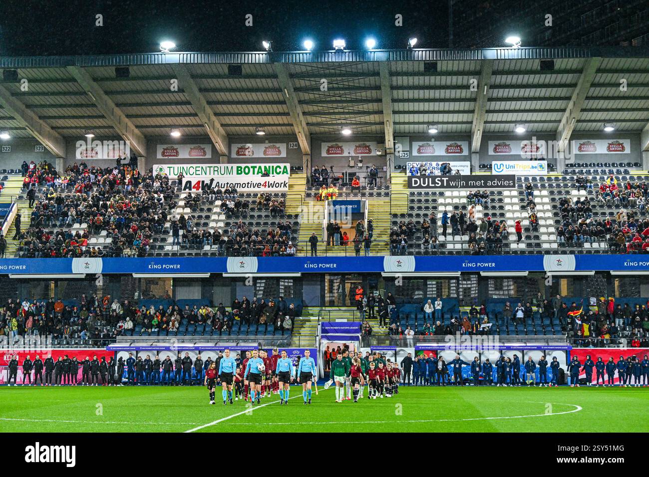 assistant referee Georgia Komisopoulou , referee Eleni Antoniou , 4th ...