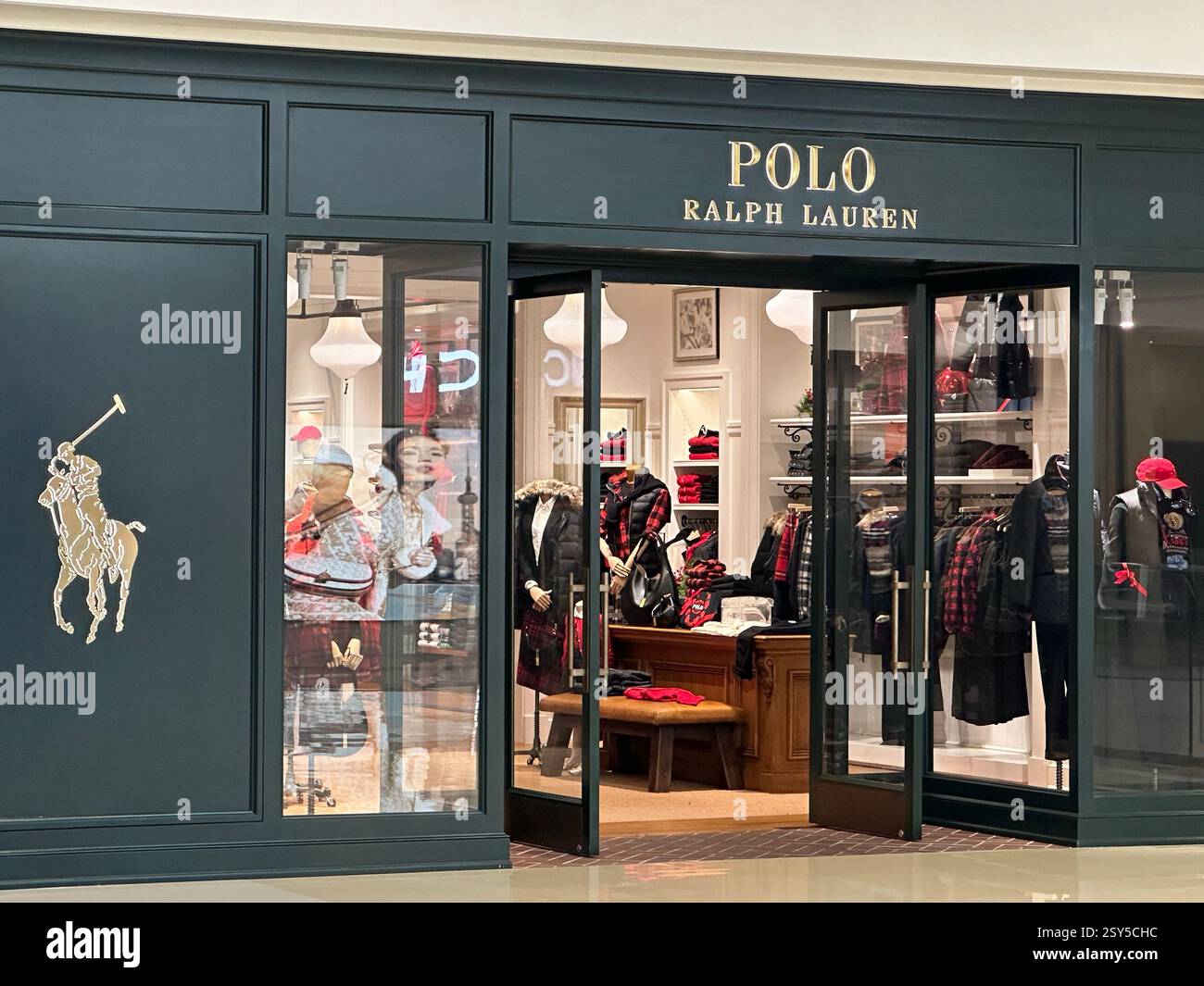 Ralph Lauren Store 店内備品 ディスプレイ 什器 額装 写真 Ralph Lauren Photo Framed Store Display ラルフ・ローレン
