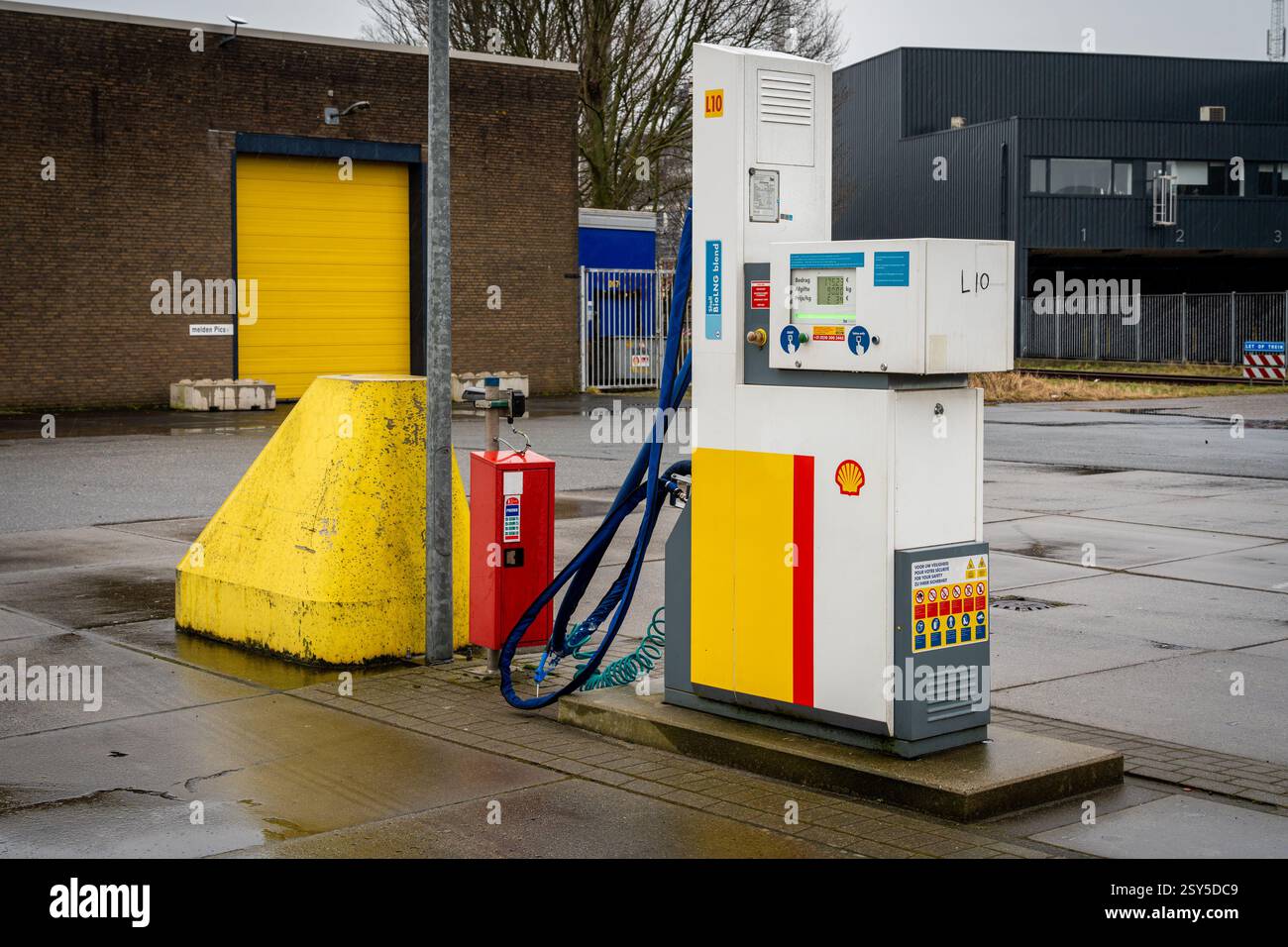 Amsterdam, The Netherlands, 22.02.2025, Shell Bio LNG blend refuelling ...