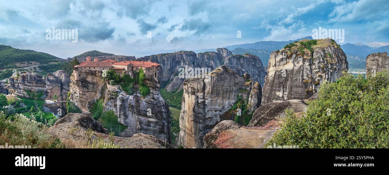 Medieval Meteora  Monastery of St Varlaam ( Μονή Βαρλαάμ) on top of a rock pillar in the Meteora Mountains, Thessaly, Greece Stock Photo