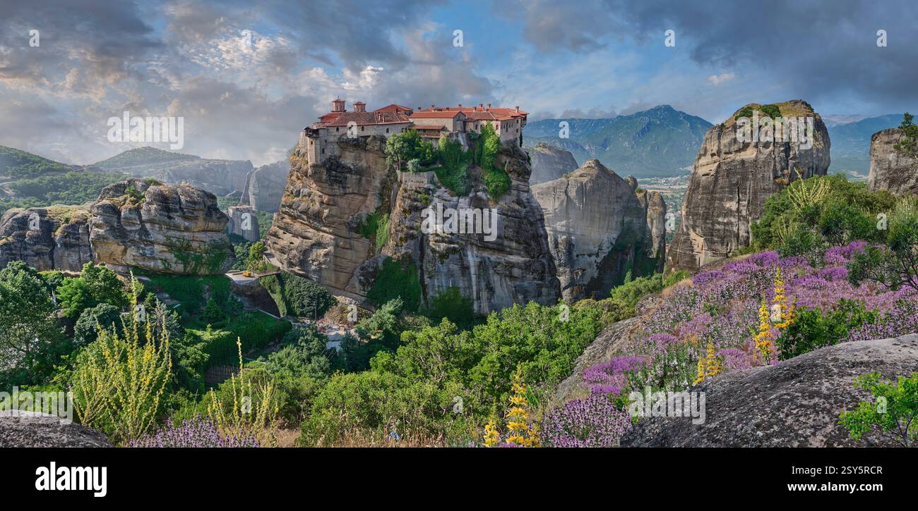 Medieval Meteora  Monastery of St Varlaam ( Μονή Βαρλαάμ) on top of a rock pillar in the Meteora Mountains, Thessaly, Greece Stock Photo