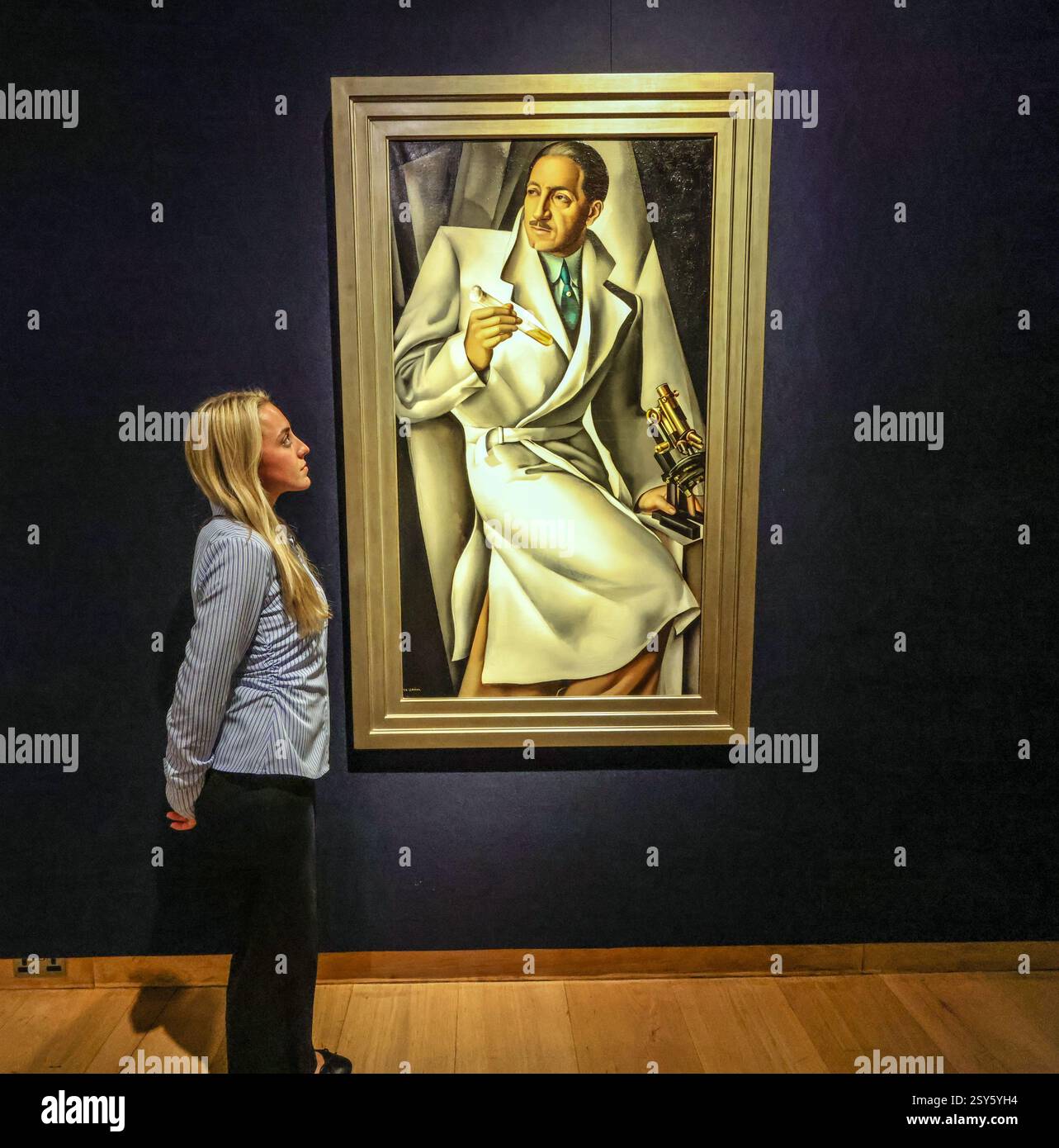 Tamara lempicka portrait hi-res stock photography and images