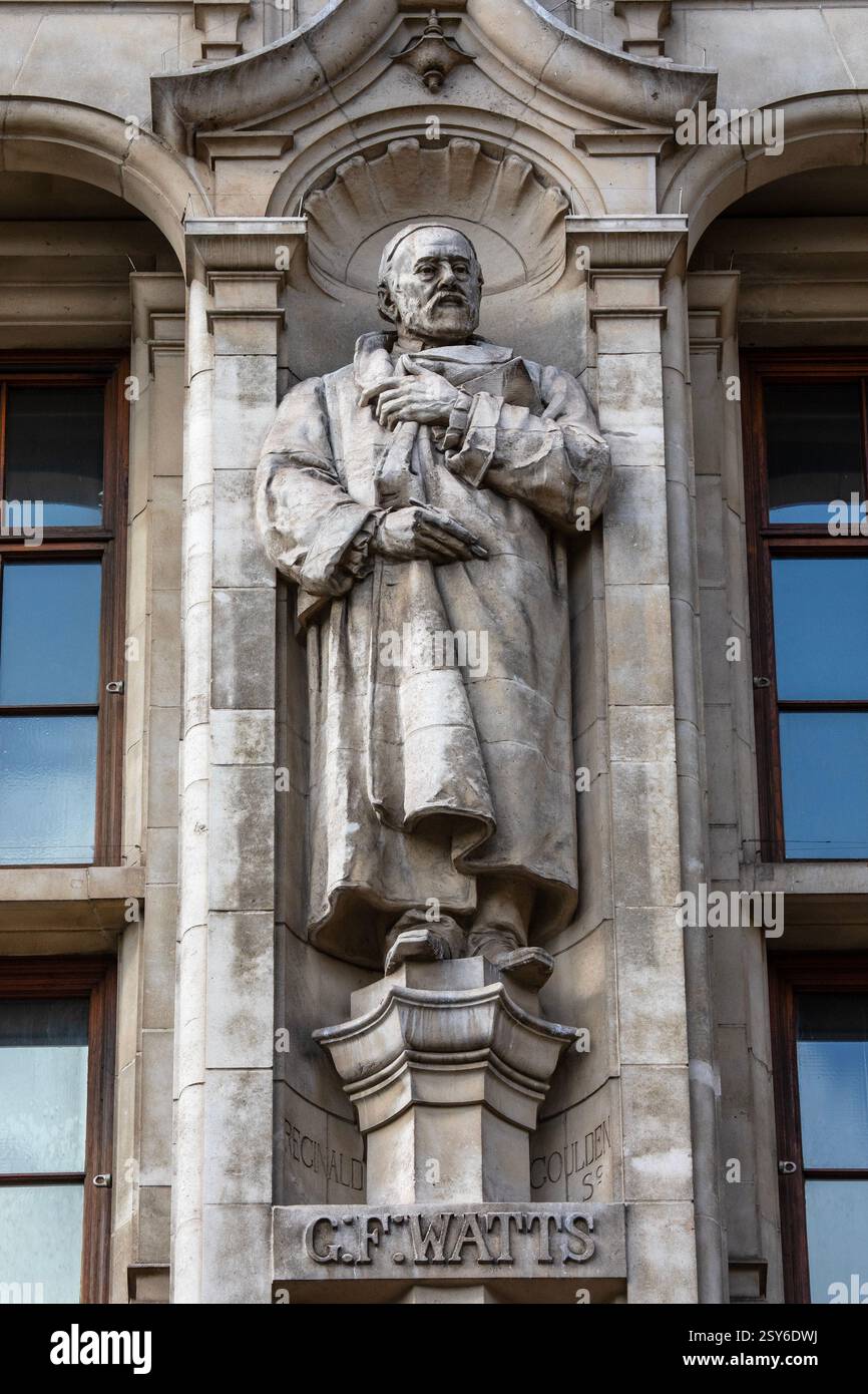 London, UK - March 30th 2023: A sculpture of historic British painter ...