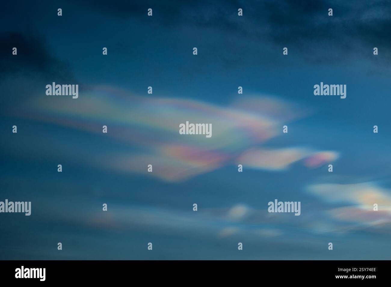 A rare polar stratospheric cloud display in the winter skies in Norway ...