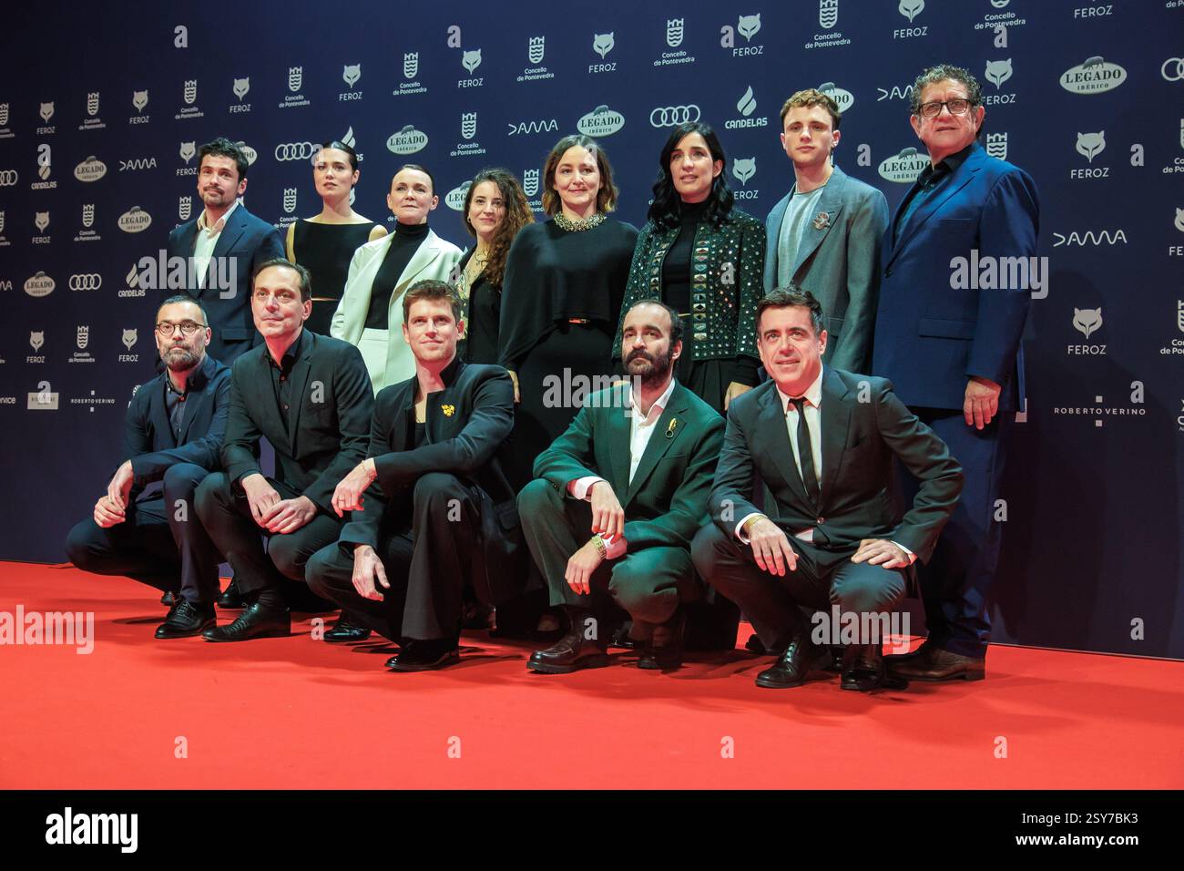 Pontevedra, Spain. 25th January 2025. The crew of the TV show "Querer" attends the red carpet of the Feroz Awards 2025 at the Recinto Feiral, Ponteved Stock Photo