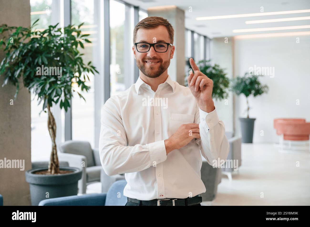 Caucasian man in formal hi-res stock photography and images - Alamy