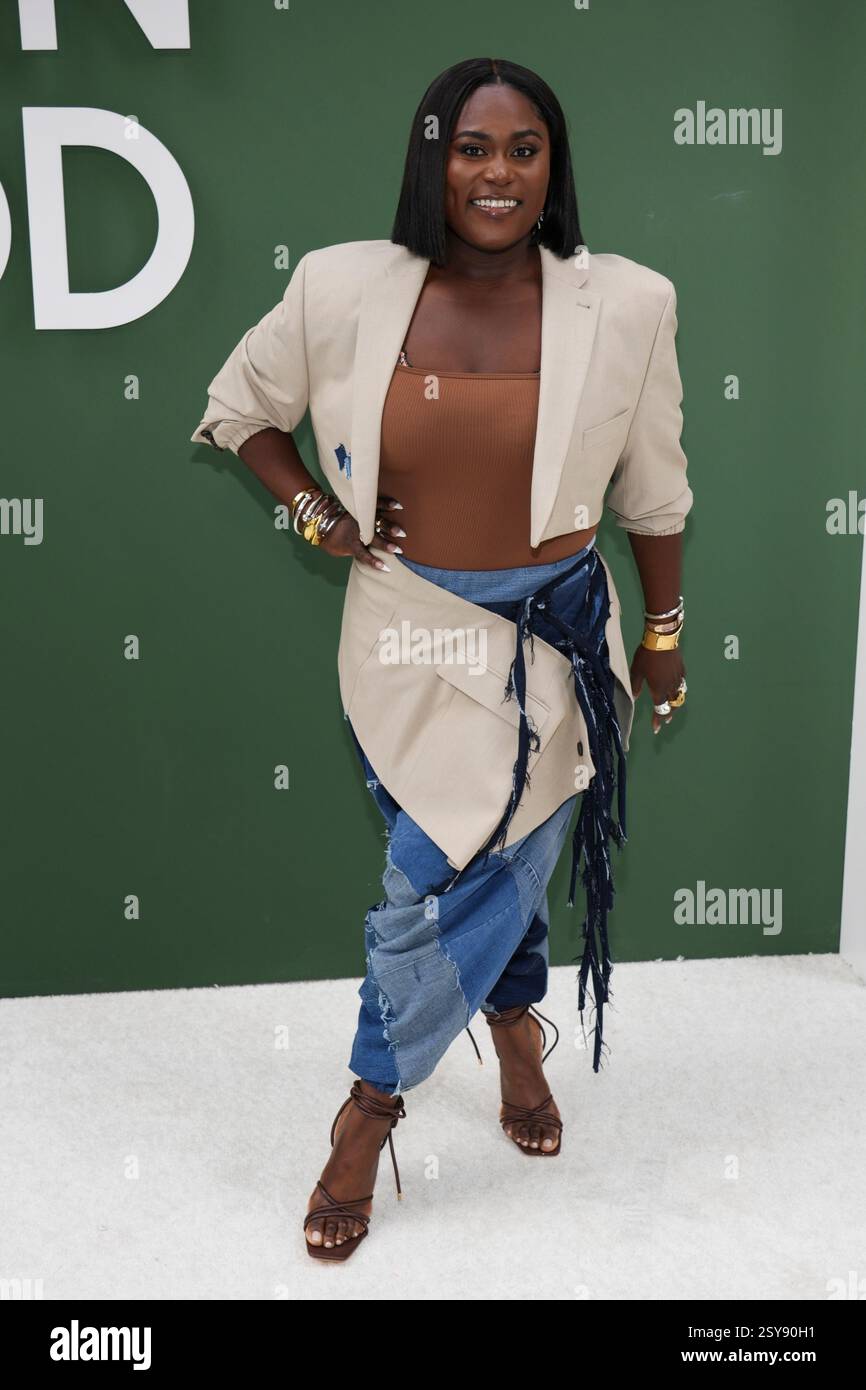 Danielle Brooks arrives at the Essence Black Women in Hollywood Awards