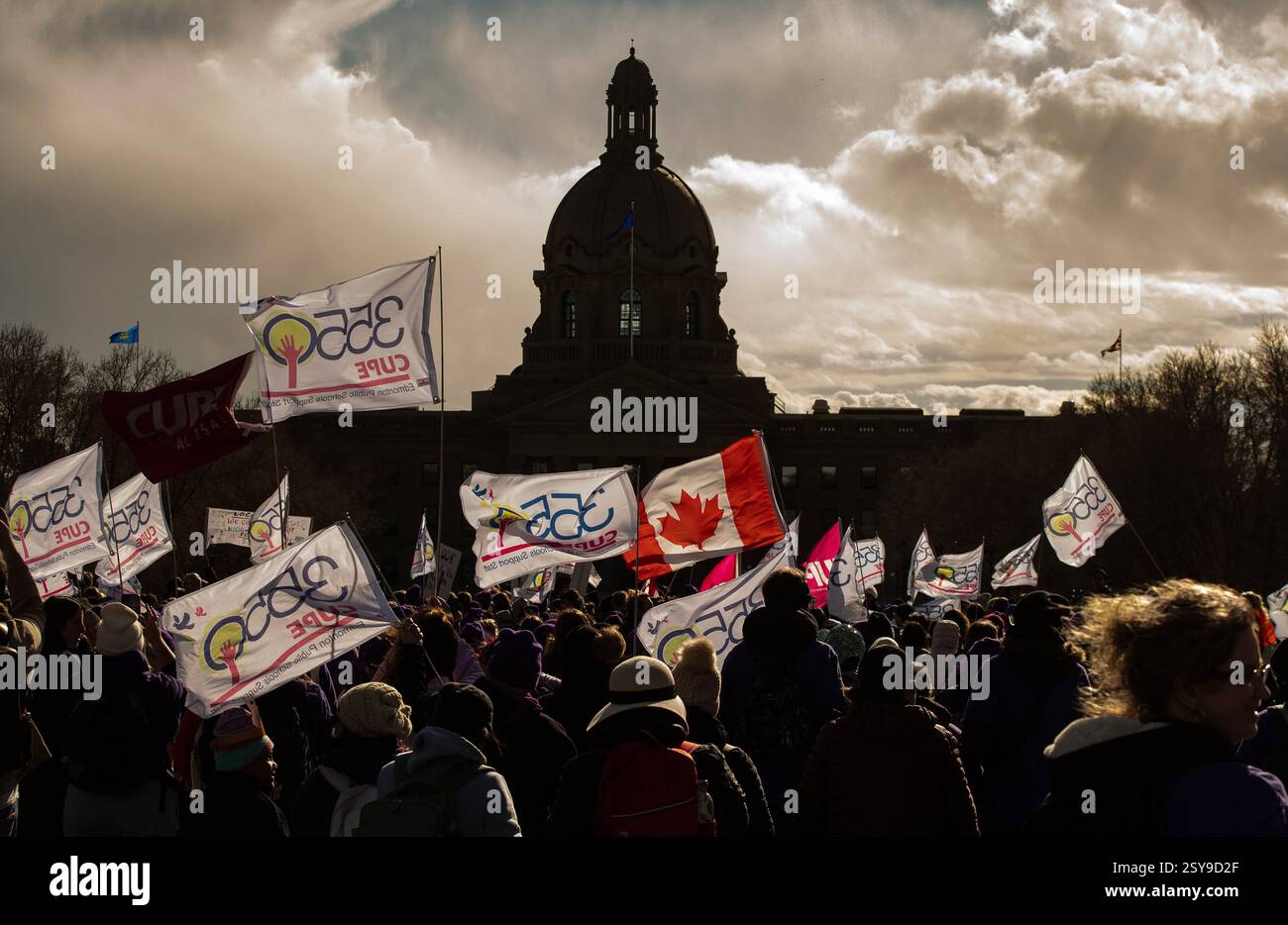 Cupe Alberta Rally Edmonton, Canada. 27th Feb, 2025. CUPE members and supporters protest ...