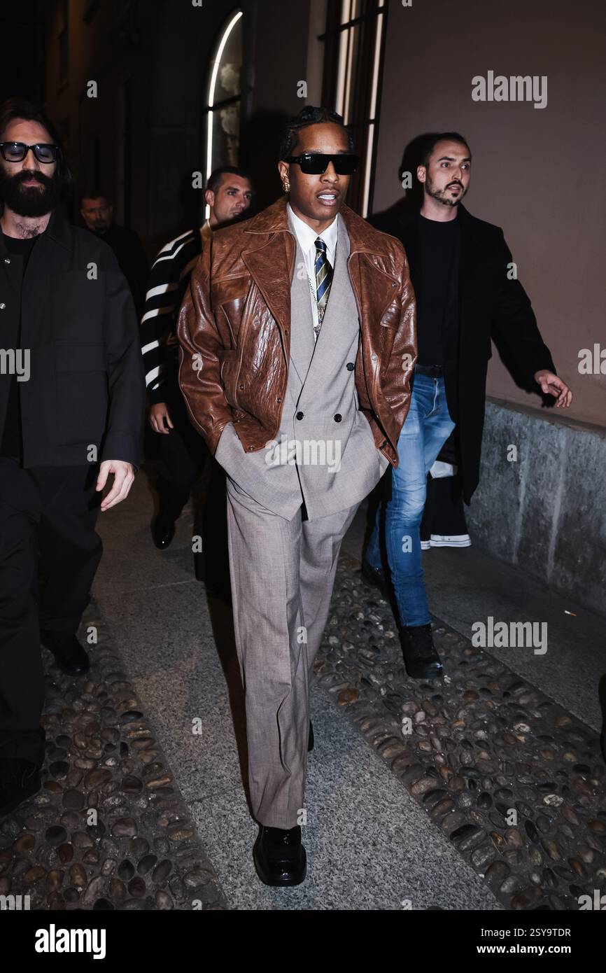 Milan, Italy. 27th Feb, 2025. Women's Fashion, Fall/Winter 2025 ...