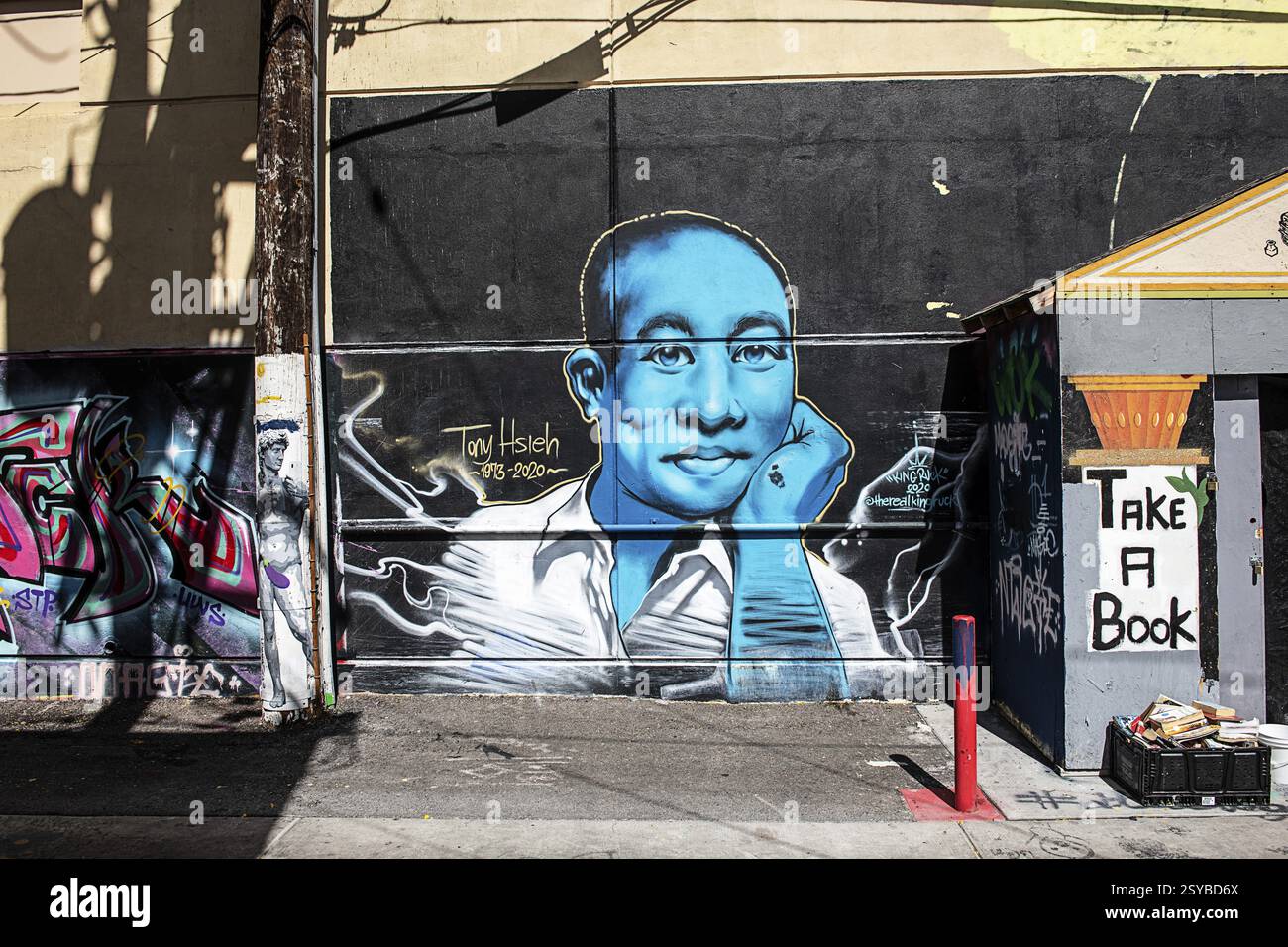 Tony hsieh hi-res stock photography and images - Alamy