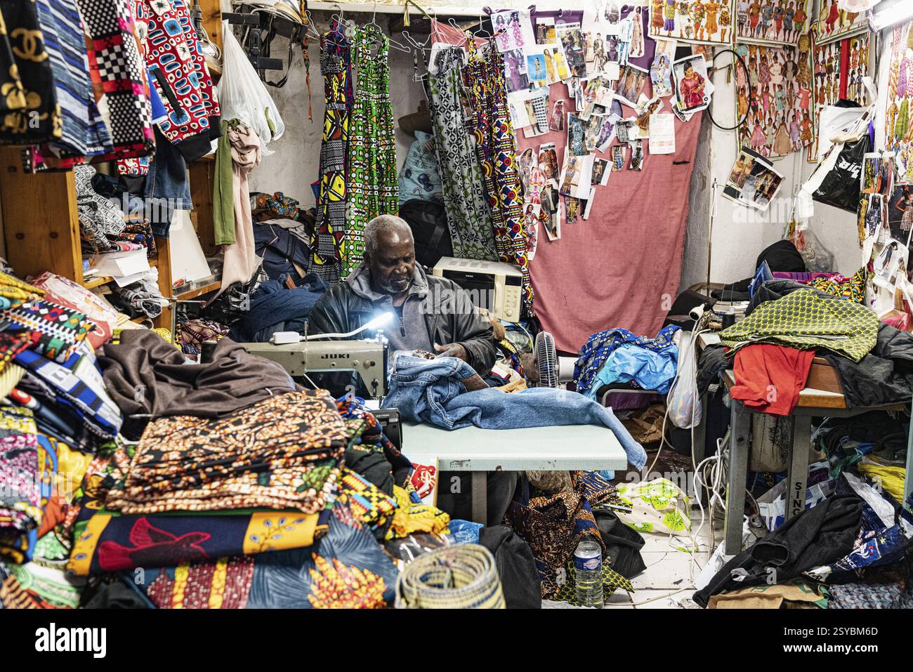 South african fabric hi-res stock photography and images - Alamy