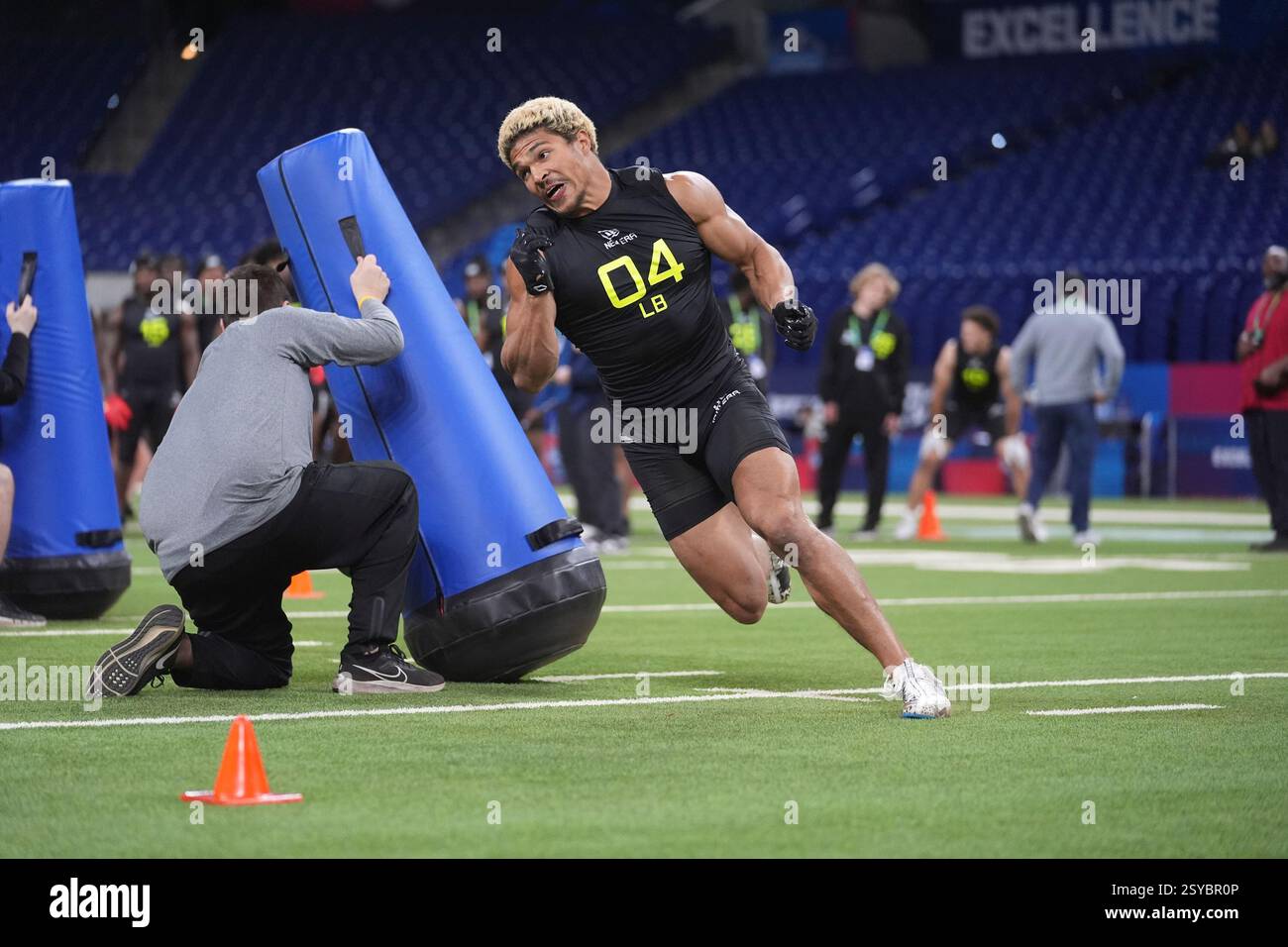 California linebacker Teddye Buchanan runs a drill at the NFL football