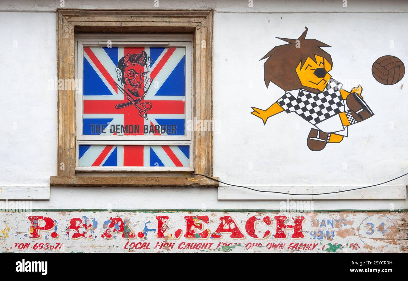 Barbershop graffiti hi-res stock photography and images - Alamy Barbershop graffiti hi-res stock photography and images - Alamy