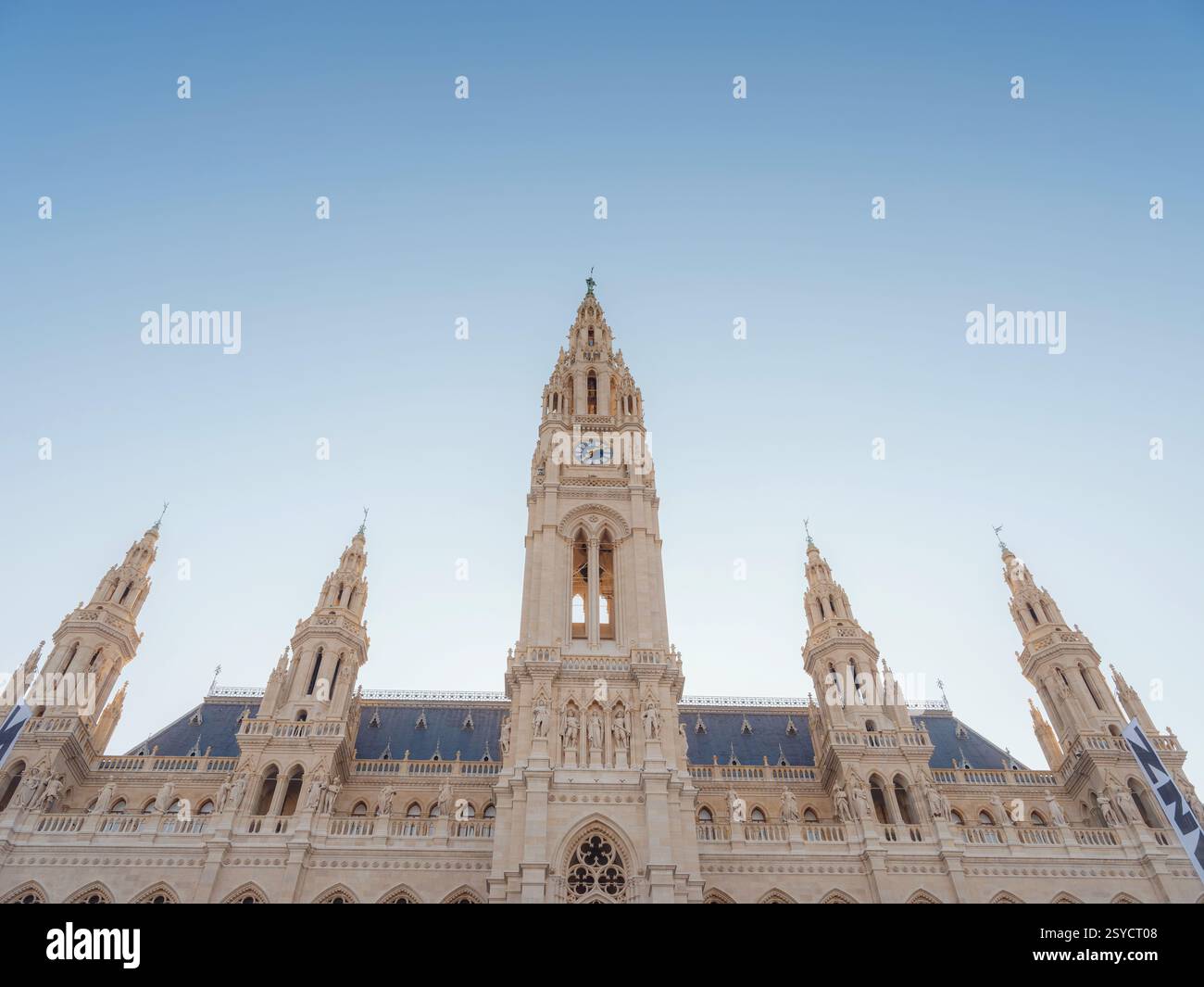 Majestic Vienna Town Hall in the city center - historic neo-Gothic ...