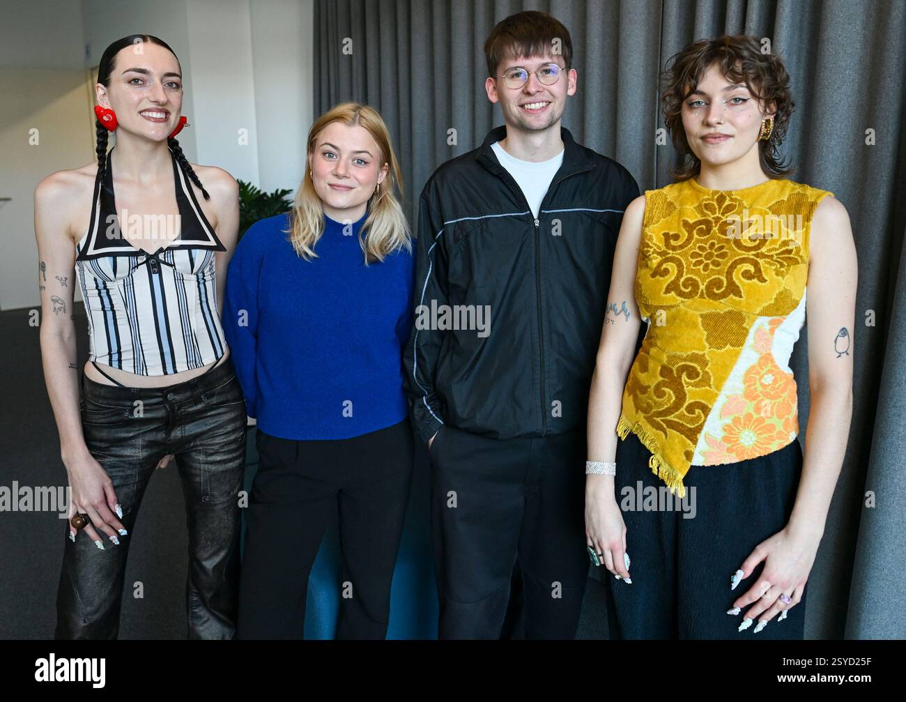 Lotta Kummer Berlin, Germany. 27th Feb, 2025. Singer Nina Kummer from the band Blond ...